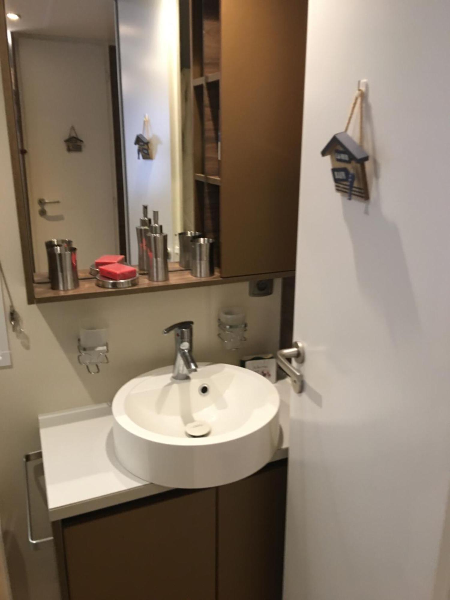 Mobilhome Familial 6 A 7 P 3 42 M2 Brevin Les Pierres Couchees Campingplatz Saint-Brévin-les-Pins
