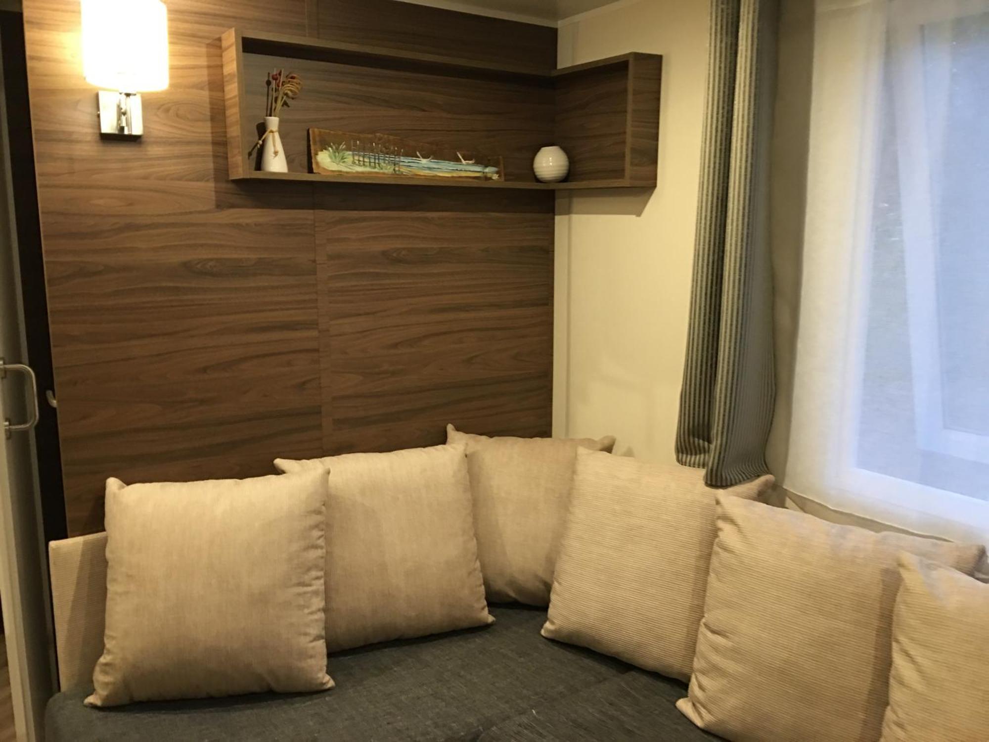 Mobilhome Familial 6 A 7 P 3 42 M2 Brevin Les Pierres Couchees Campingplatz *
